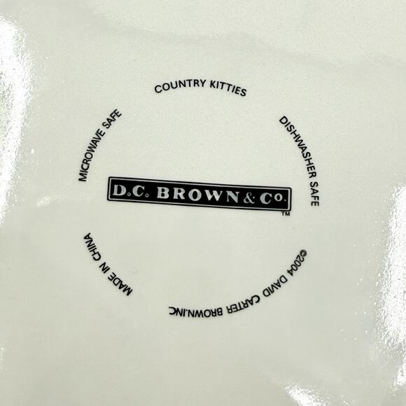 VTG 2004 Country Kitties Set/2 Coffee Mug Dessert Plate Siamese Cat DC Brown Co. - Picture 7 of 9